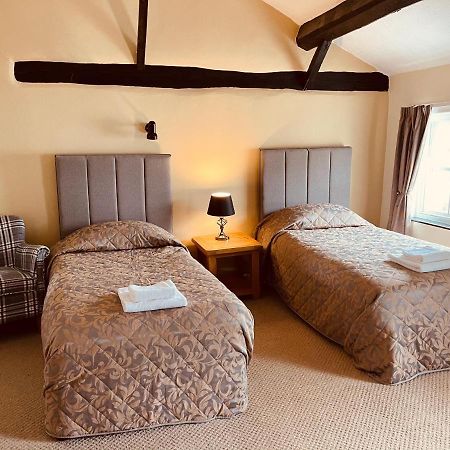 Cain Valley Hotel Llanfyllin Bagian luar foto