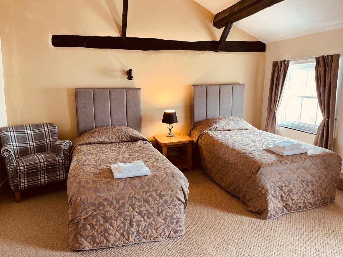 Cain Valley Hotel Llanfyllin Bagian luar foto